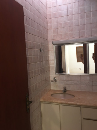 Imagem Casa com 3 Quartos à Venda, 180 m² em Jardim América - Bauru Imagem Casa com 3 Quartos à Venda, 180 m² em Jardim América - Bauru