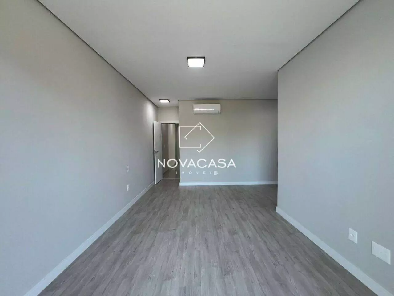 Imagem Casa com 4 Quartos à Venda, 150 m² em Planalto - Belo Horizonte