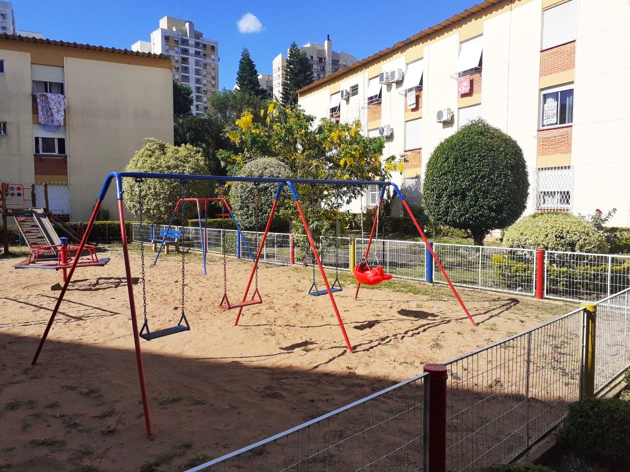 Imagem Apartamento com 2 Quartos à Venda, 63 m²em Passo da Areia - Porto Alegre Imagem Apartamento com 2 Quartos à Venda, 63 m²em Passo da Areia - Porto Alegre