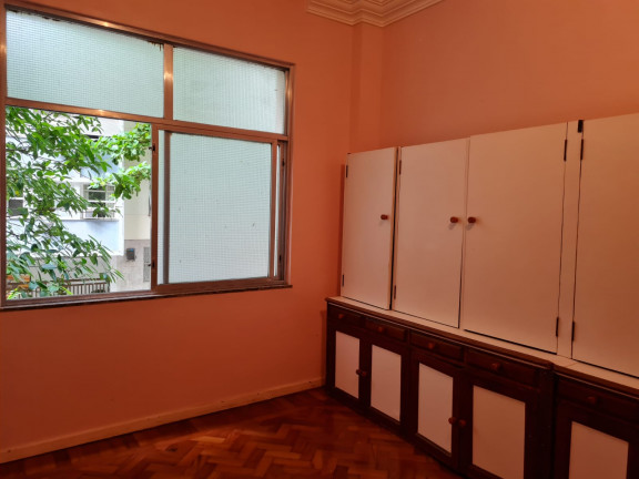 Imagem Apartamento com 2 Quartos à Venda, 121 m² em Leme - Rio de Janeiro Imagem Apartamento com 2 Quartos à Venda, 121 m² em Leme - Rio de Janeiro