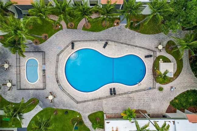 Imagem Apartamento com 3 Quartos à Venda ou Locação, 100 m²em Alphaville Residencial Um - Barueri