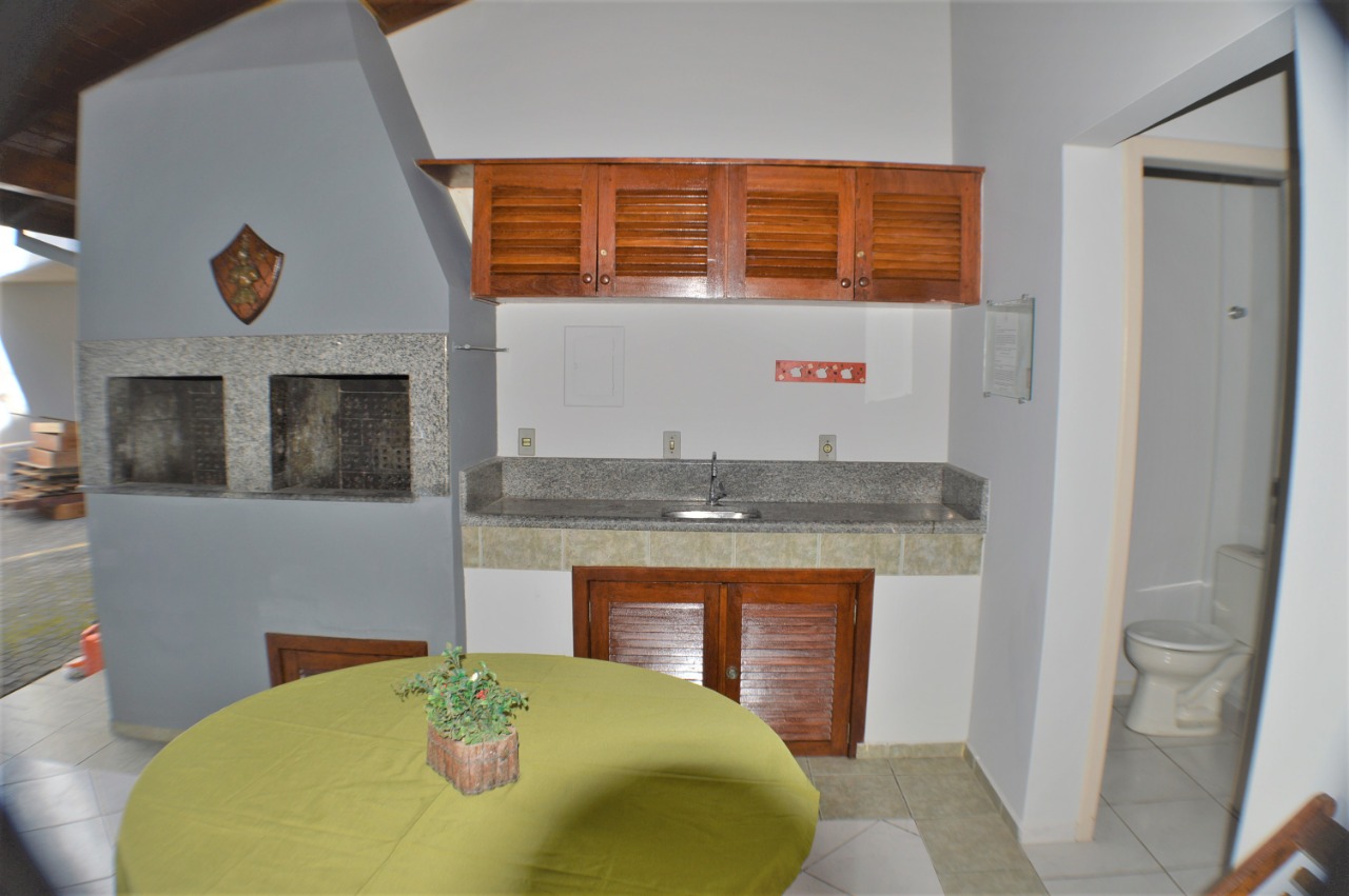 Imagem Apartamento com 2 Quartos para Temporada, 75 m² em Canasvieiras - Florianópolis