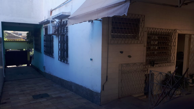 Imagem Casa com 3 Quartos à Venda, 110 m² em Irajá - Rio De Janeiro Imagem Casa com 3 Quartos à Venda, 110 m² em Irajá - Rio De Janeiro