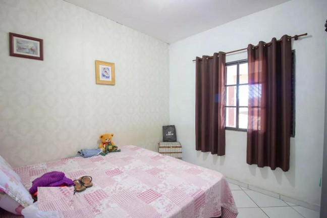 Imagem Casa com 4 Quartos à Venda, 221 m² em Parque Guarani - Várzea Paulista