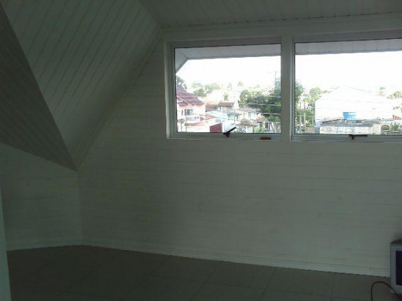 Imagem Casa com 4 Quartos à Venda, 211 m² em Bairro Alto - Curitiba