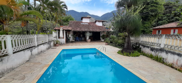 Casa com 3 Quartos à Venda, 239 m² em São Francisco da Praia - São Sebastião