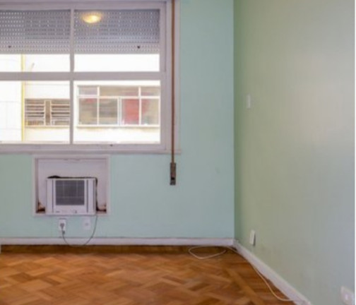 Imagem Apartamento com 3 Quartos à Venda, 250 m² em Copacabana - Rio de Janeiro Imagem Apartamento com 3 Quartos à Venda, 250 m² em Copacabana - Rio de Janeiro