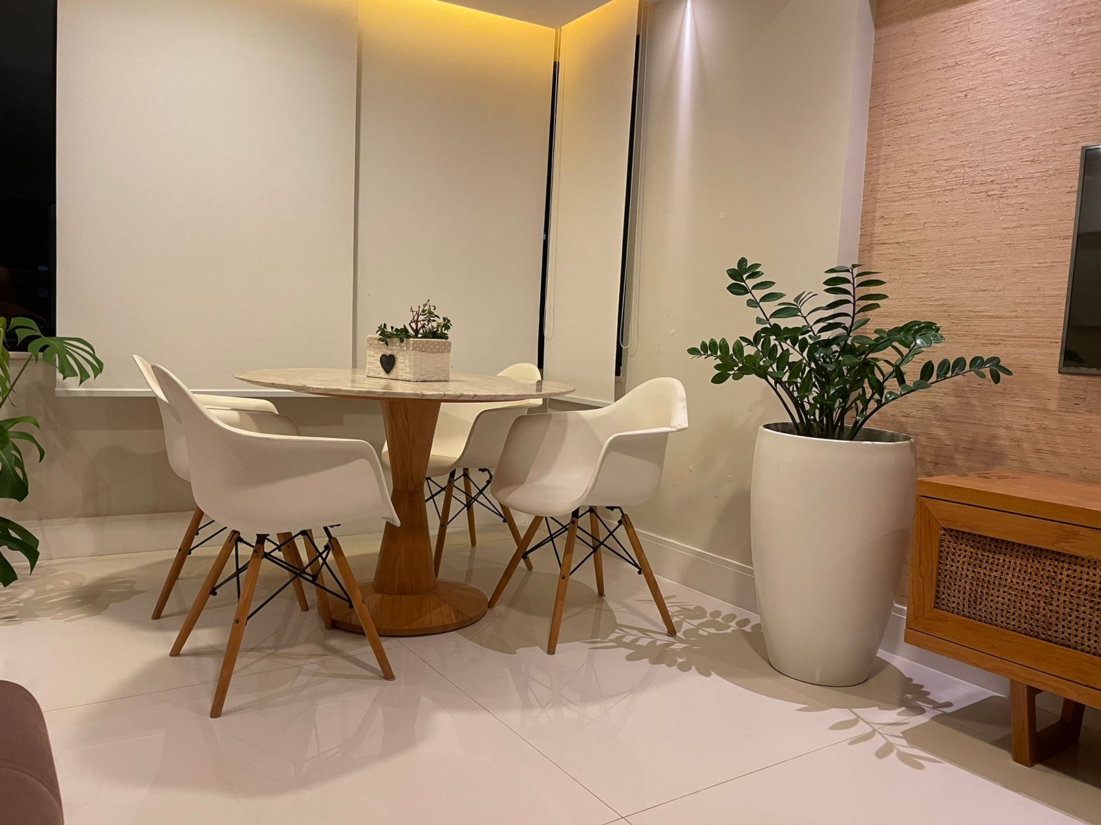 Imagem Apartamento com 3 Quartos à Venda, 85 m²em Pituba - Salvador Imagem Apartamento com 3 Quartos à Venda, 85 m²em Pituba - Salvador