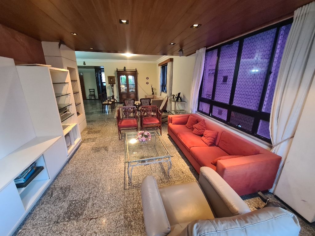 Apartamento com 3 Quartos à Venda ou Locação, 200 m²em Meireles - Fortaleza