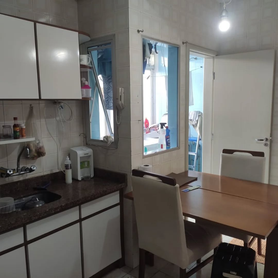 Imagem Apartamento com 3 Quartos à Venda, 94 m² em Agronômica - Florianópolis