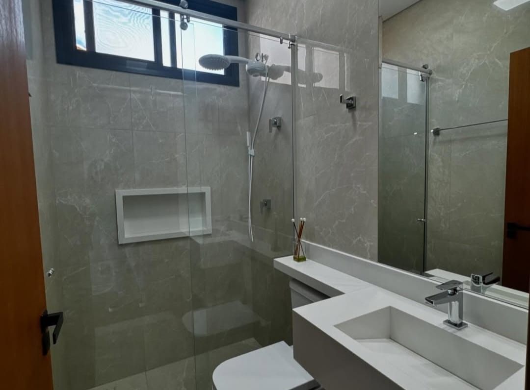 Imagem Casa de Condomínio com 3 Quartos à Venda, 208 m² em Cézar de Souza - Mogi das Cruzes