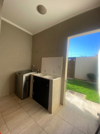 Imagem Casa com 3 Quartos à Venda, 136 m² em Parque Residencial Rita Vieira - Campo Grande Imagem Casa com 3 Quartos à Venda, 136 m² em Parque Residencial Rita Vieira - Campo Grande