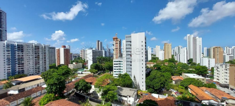 Imagem Apartamento com 4 Quartos à Venda, 201 m² em Casa Forte - Recife