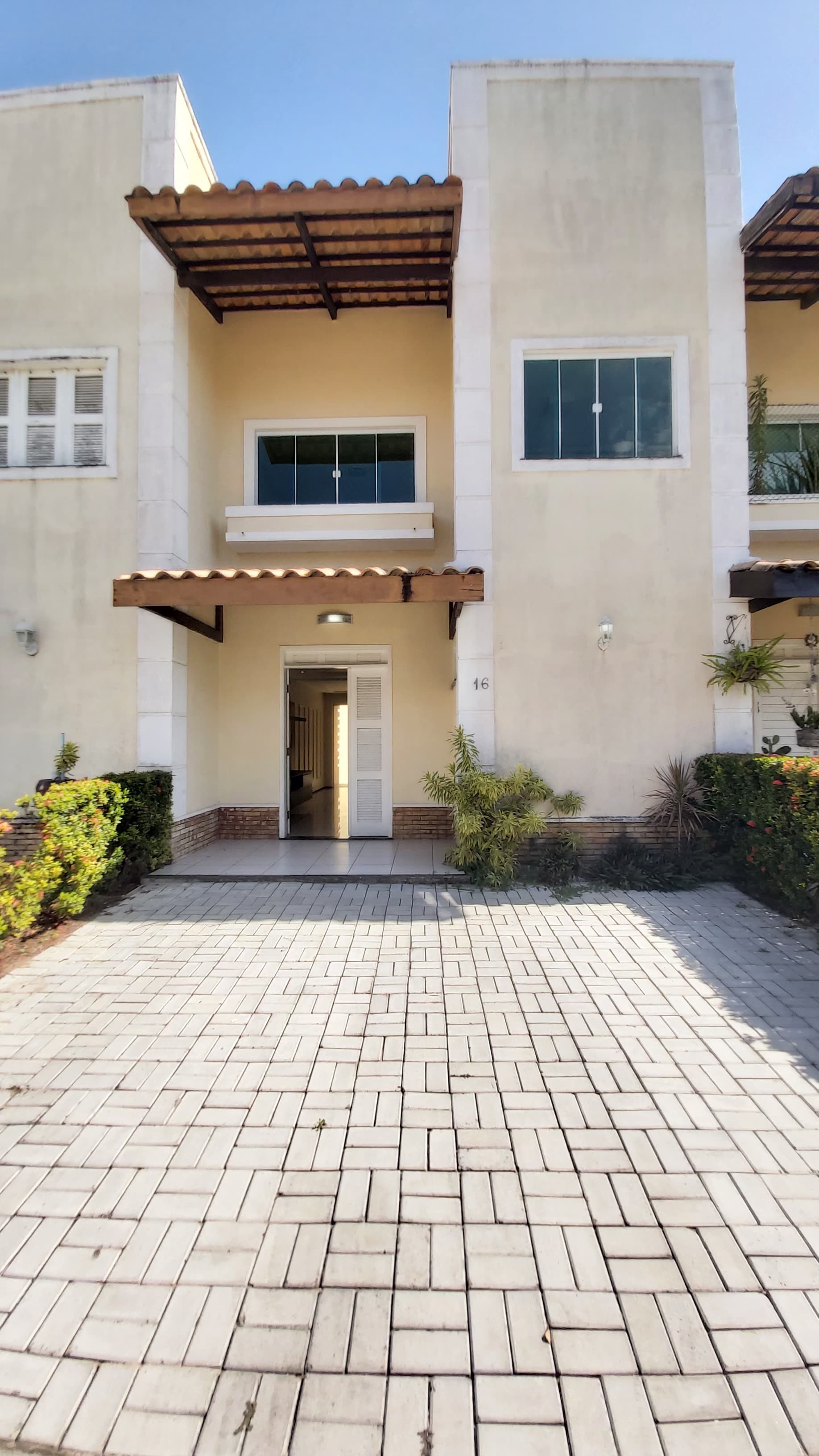 Imagem Casa de Condomínio com 3 Quartos à Venda, 131 m² em Engenheiro Luciano Cavalcante - Fortaleza Imagem Casa de Condomínio com 3 Quartos à Venda, 131 m² em Engenheiro Luciano Cavalcante - Fortaleza
