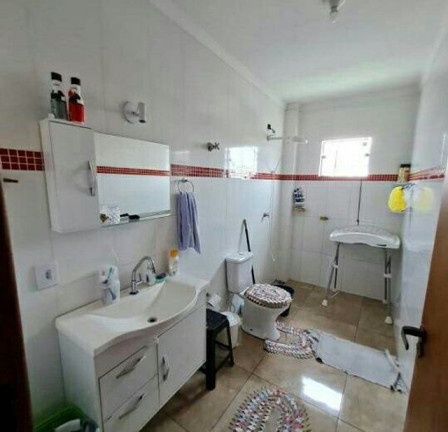 Imagem Sobrado com 5 Quartos à Venda, em Jardim Roberto - Osasco Imagem Sobrado com 5 Quartos à Venda, em Jardim Roberto - Osasco