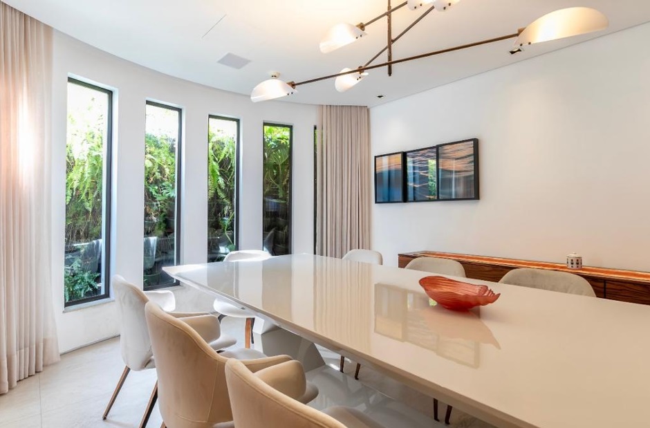 Imagem Casa com 5 Quartos à Venda, 700 m²em Brooklin Paulista - São Paulo Imagem Casa com 5 Quartos à Venda, 700 m²em Brooklin Paulista - São Paulo