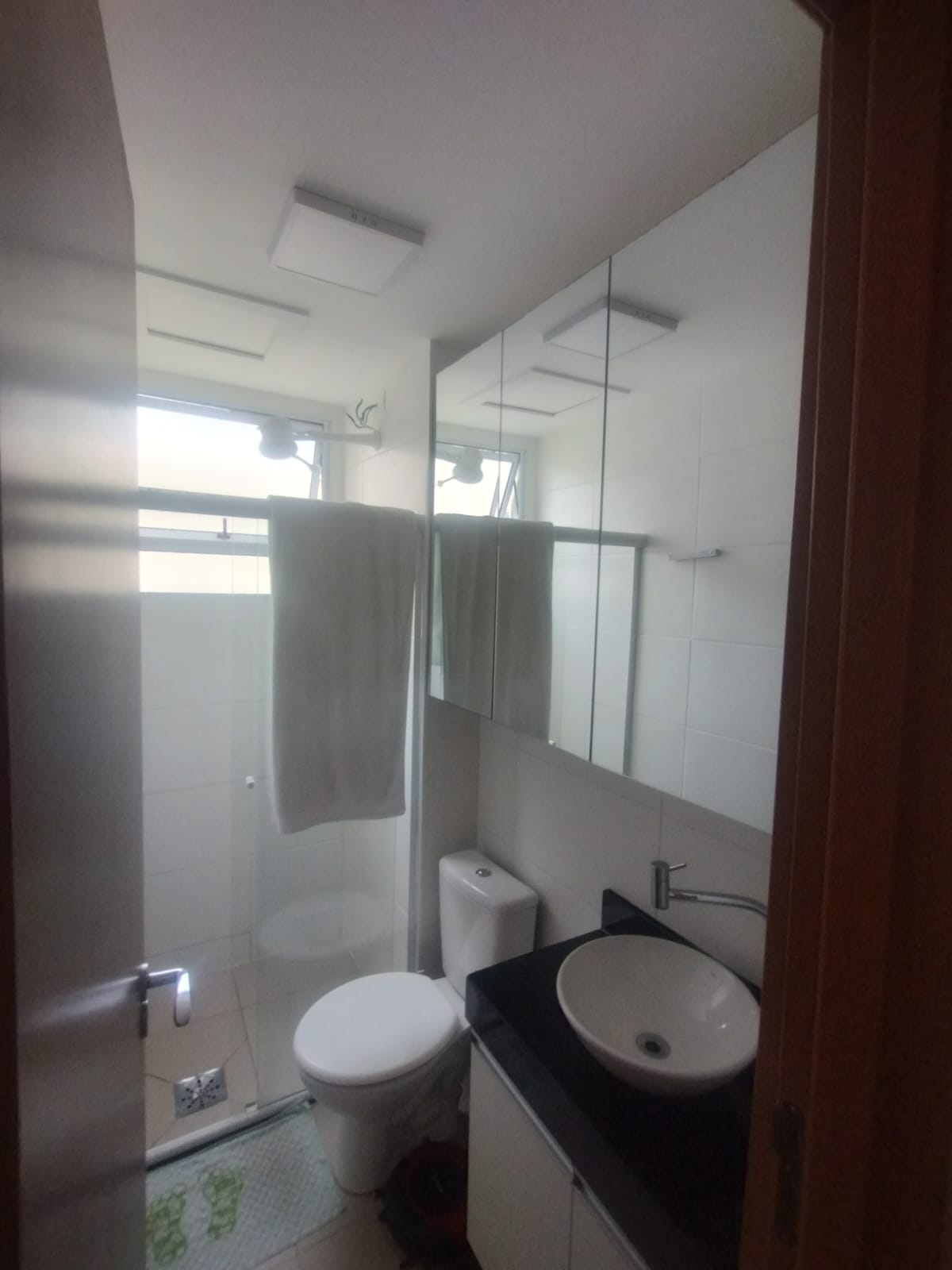 Imagem Apartamento com 2 Quartos à Venda, 50 m²em Centro - Lauro de Freitas