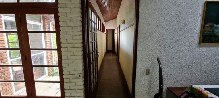 Imagem Casa com 4 Quartos à Venda, 179 m² em Jardim Salaco - Teresópolis