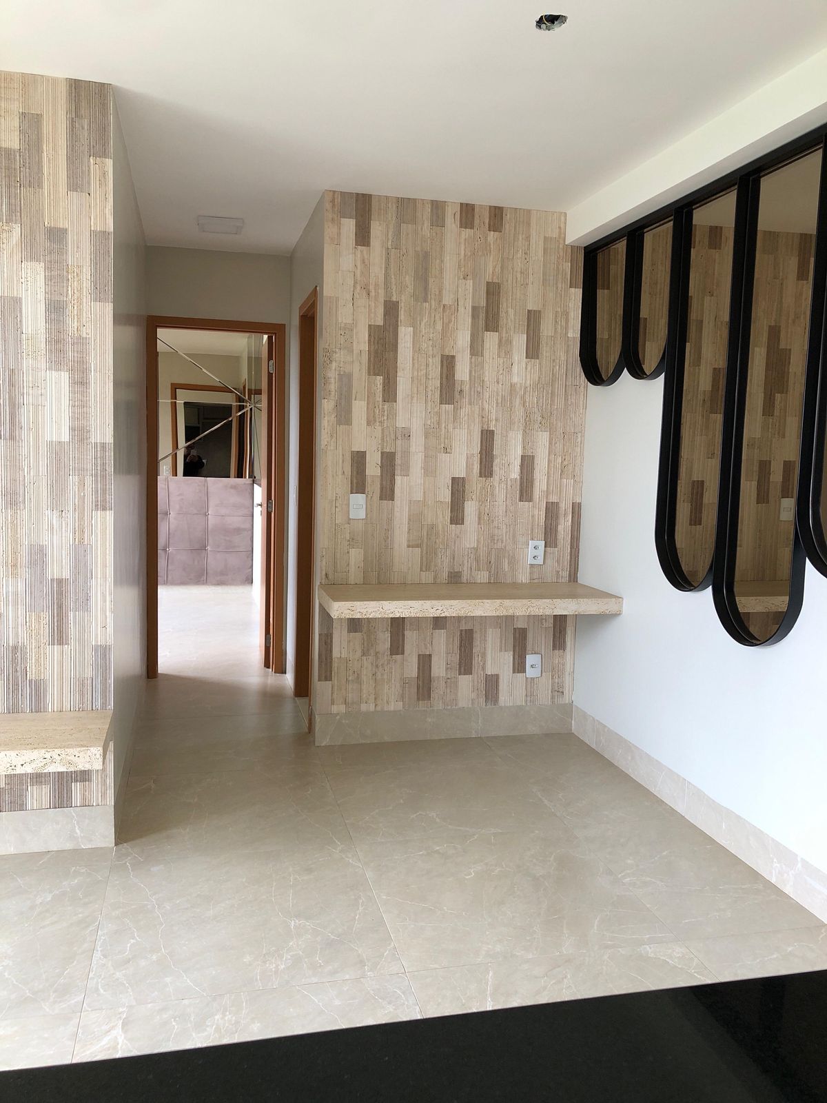 Imagem Apartamento com 2 Quartos à Venda, 56 m² em Vila Cruzeiro do Sul - Aparecida de Goiânia Imagem Apartamento com 2 Quartos à Venda, 56 m² em Vila Cruzeiro do Sul - Aparecida de Goiânia