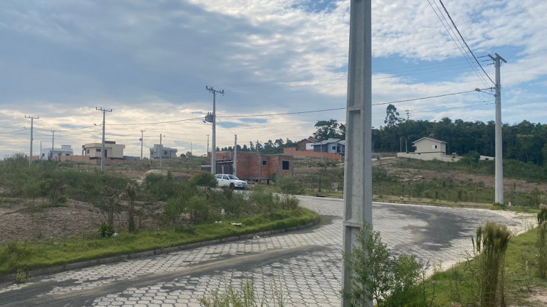Imagem Terreno à Venda, 360 m² em Linha Batista - Criciúma Imagem Terreno à Venda, 360 m² em Linha Batista - Criciúma