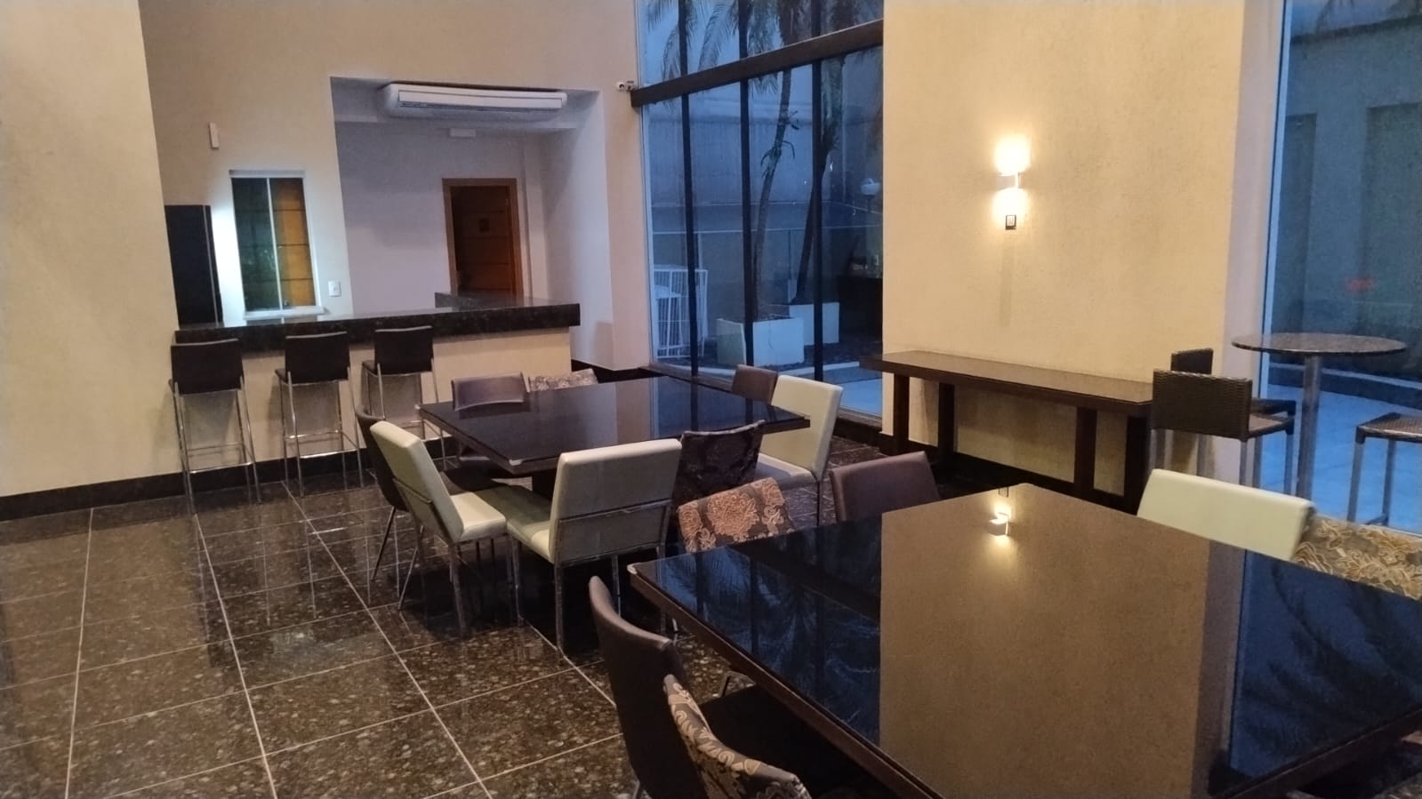 Imagem Apartamento com 3 Quartos à Venda, 107 m²em Setor Bueno - Goiânia Imagem Apartamento com 3 Quartos à Venda, 107 m²em Setor Bueno - Goiânia