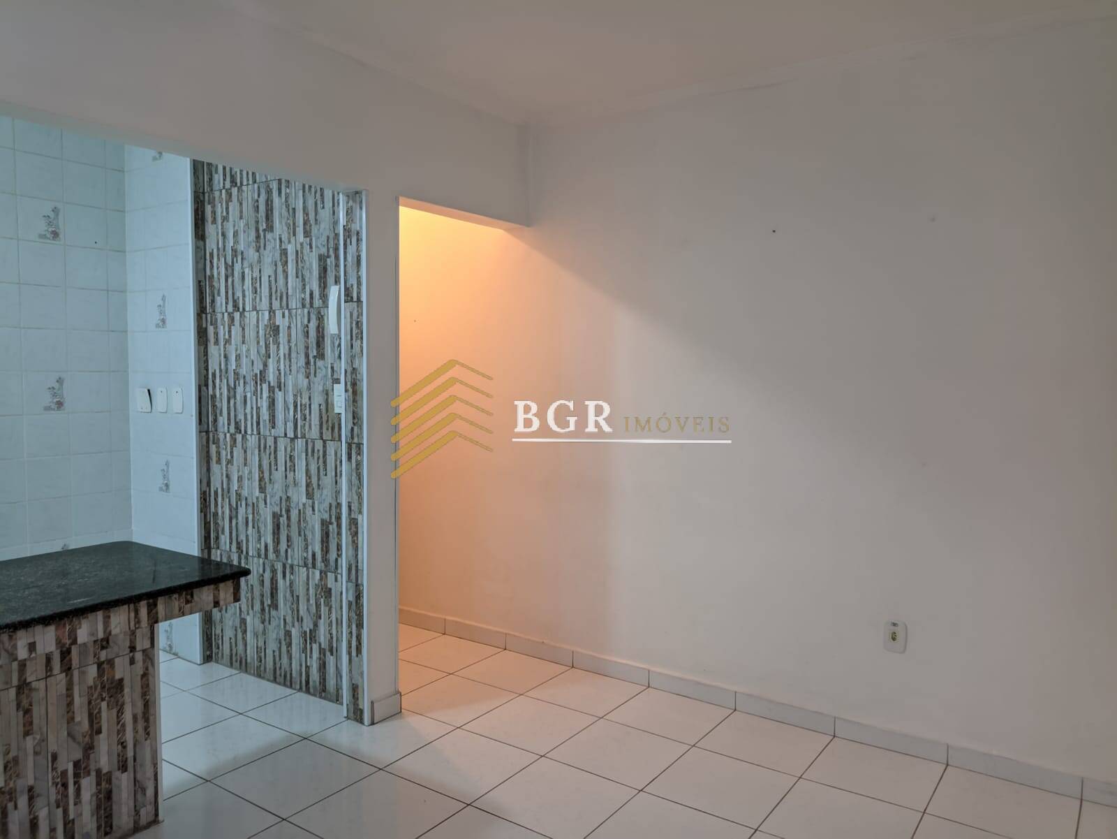 Imagem Apartamento com 2 Quartos para Alugar, 70 m²em Guilhermina - Praia Grande Imagem Apartamento com 2 Quartos para Alugar, 70 m²em Guilhermina - Praia Grande