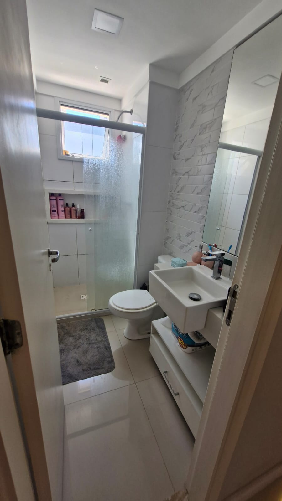 Imagem Apartamento com 2 Quartos à Venda, 75 m²em Imbuí - Salvador Imagem Apartamento com 2 Quartos à Venda, 75 m²em Imbuí - Salvador
