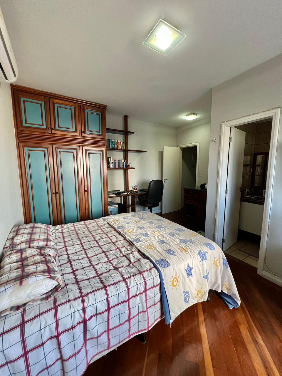 Imagem Apartamento com 4 Quartos à Venda, 185 m²em São Brás - Belém Imagem Apartamento com 4 Quartos à Venda, 185 m²em São Brás - Belém