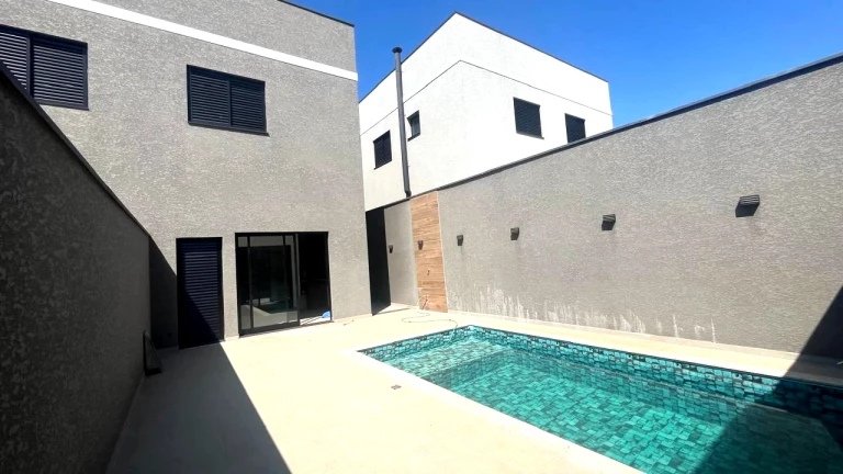 Imagem Sobrado com 3 Quartos à Venda ou Locação, 160 m² em Vila Petrópolis - Atibaia Imagem Sobrado com 3 Quartos à Venda ou Locação, 160 m² em Vila Petrópolis - Atibaia
