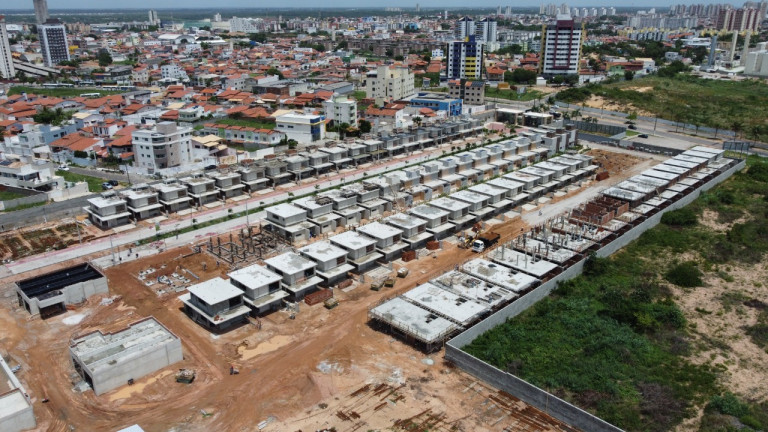 Imagem Casa de Condomínio com 3 Quartos à Venda, 125 m² em Ponta Negra - Natal