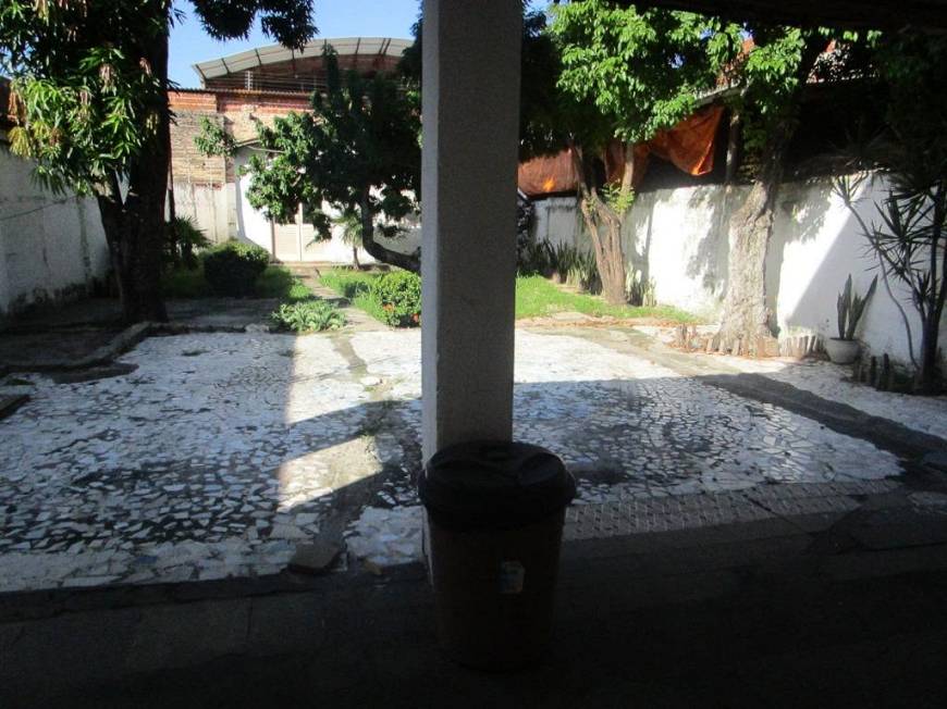 Imagem Casa com 8 Quartos à Venda, 530 m² em Centro - Fortaleza