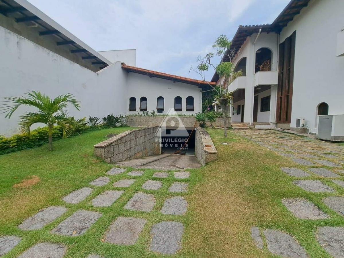 Imagem Casa de Condomínio com 4 Quartos à Venda, 2 m²em Barra da Tijuca - Rio de Janeiro Imagem Casa de Condomínio com 4 Quartos à Venda, 2 m²em Barra da Tijuca - Rio de Janeiro