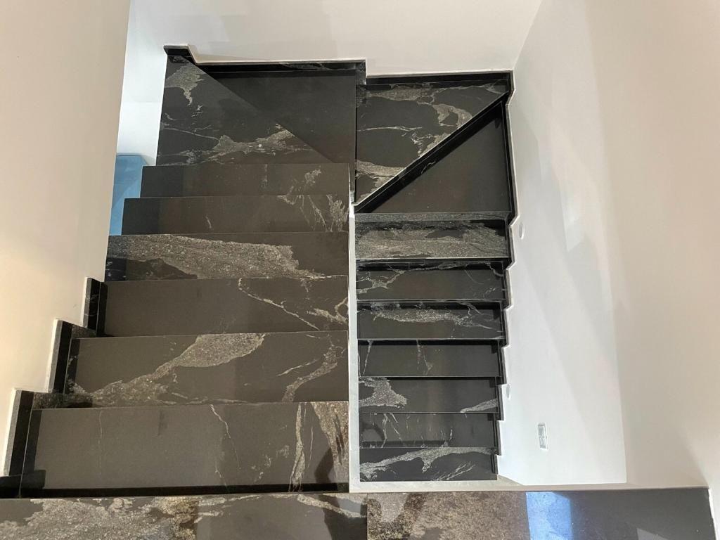 Imagem Casa com 2 Quartos à Venda, 240 m²em Piratininga - Niterói Imagem Casa com 2 Quartos à Venda, 240 m²em Piratininga - Niterói