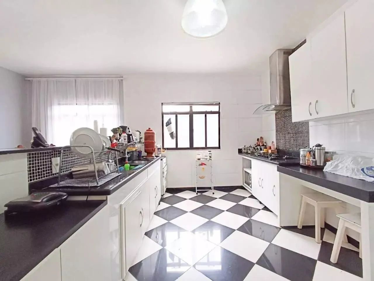 Imagem Casa com 5 Quartos à Venda, 300 m² em São Pedro - Juiz de Fora Imagem Casa com 5 Quartos à Venda, 300 m² em São Pedro - Juiz de Fora