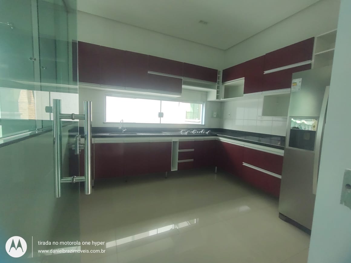 Imagem Casa de Condomínio com 3 Quartos para Alugar, 250 m²em Ponta Negra - Manaus Imagem Casa de Condomínio com 3 Quartos para Alugar, 250 m²em Ponta Negra - Manaus