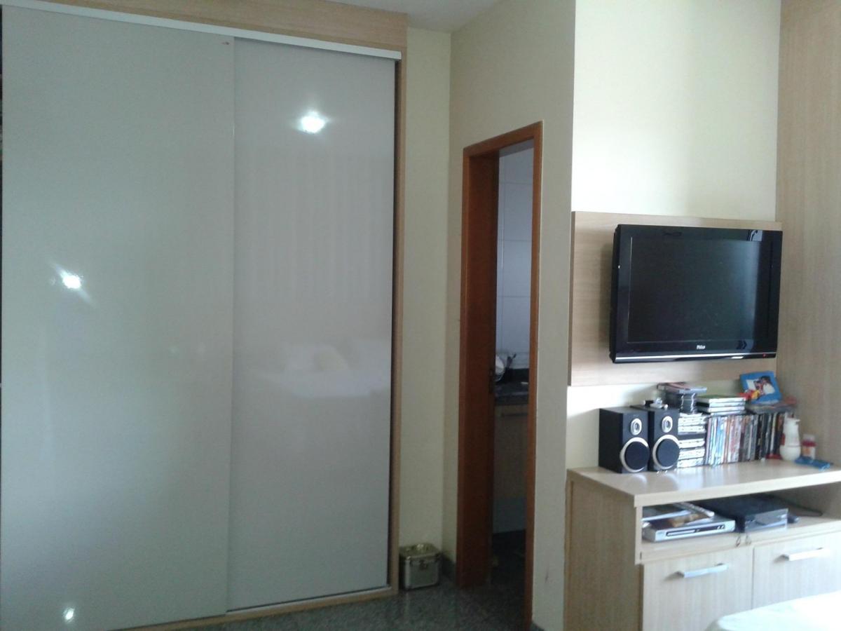 Imagem Apartamento com 3 Quartos à Venda, 217 m²em Cremação - Belém