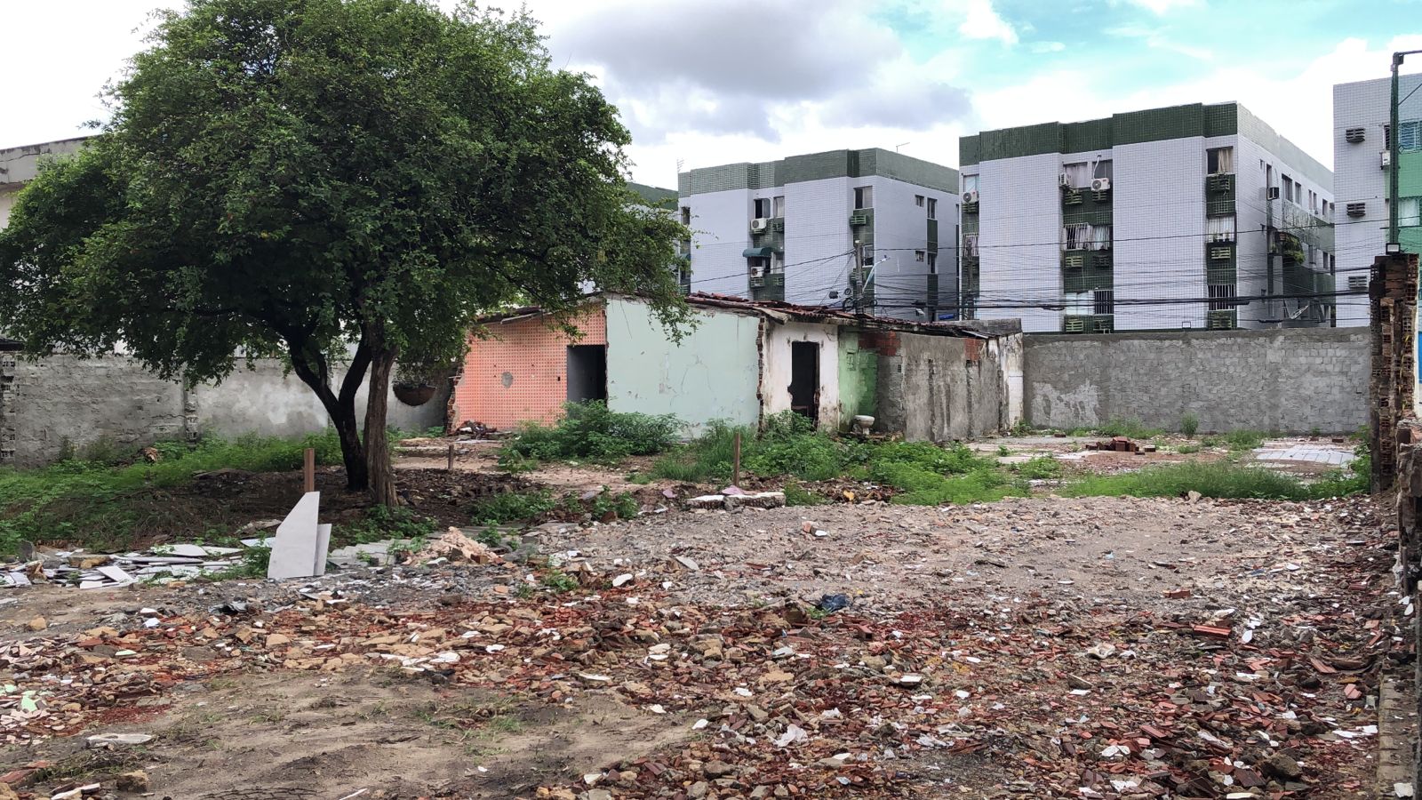 Imagem Terreno à Venda, 1 m²em Várzea - Recife