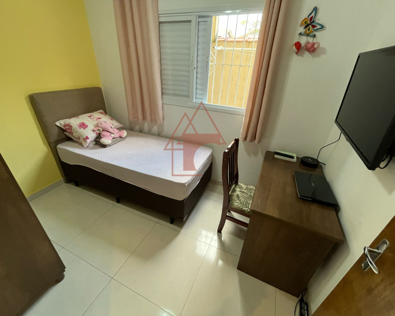 Imagem Casa com 3 Quartos à Venda, 92 m²em Vila Ponte Nova - Cubatão Imagem Casa com 3 Quartos à Venda, 92 m²em Vila Ponte Nova - Cubatão