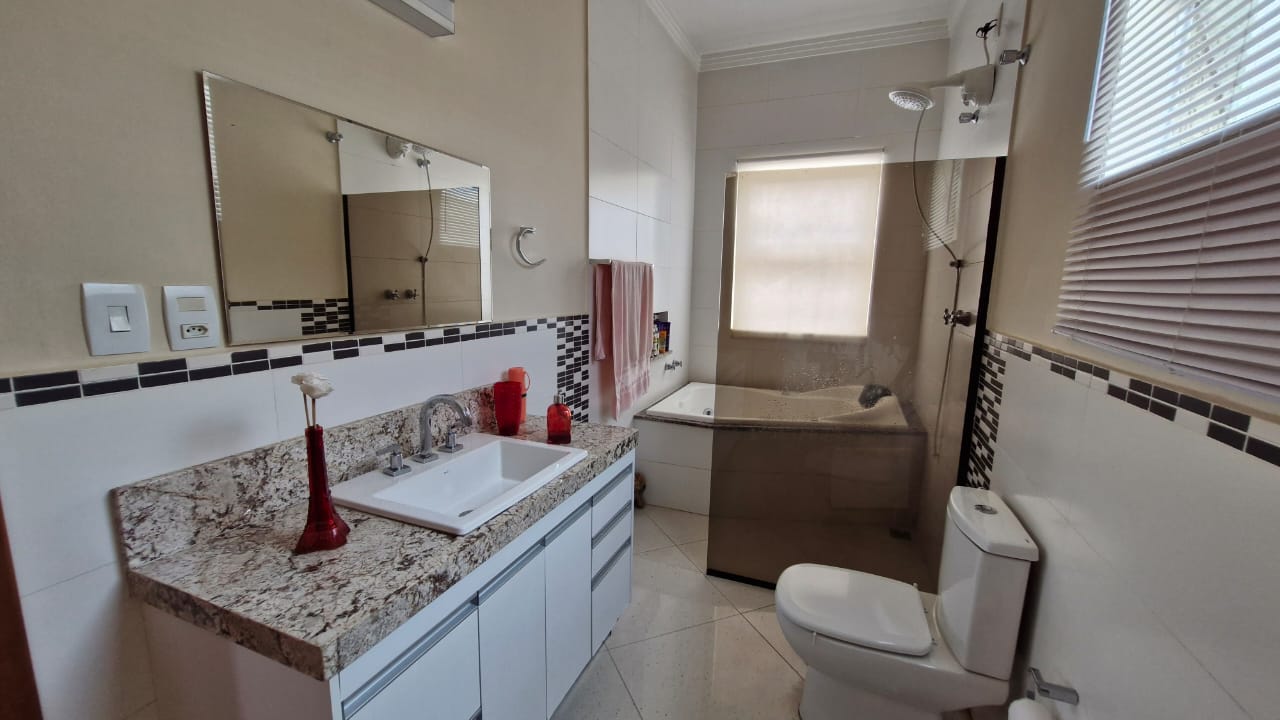 Imagem Casa de Condomínio com 4 Quartos à Venda, 500 m²em Piracangaguá - Taubaté