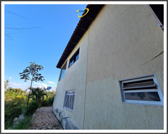 Imagem Casa de Condomínio com 4 Quartos à Venda, 440 m²em Setor Habitacional Arniqueira (Águas Claras) - Brasília Imagem Casa de Condomínio com 4 Quartos à Venda, 440 m²em Setor Habitacional Arniqueira (Águas Claras) - Brasília