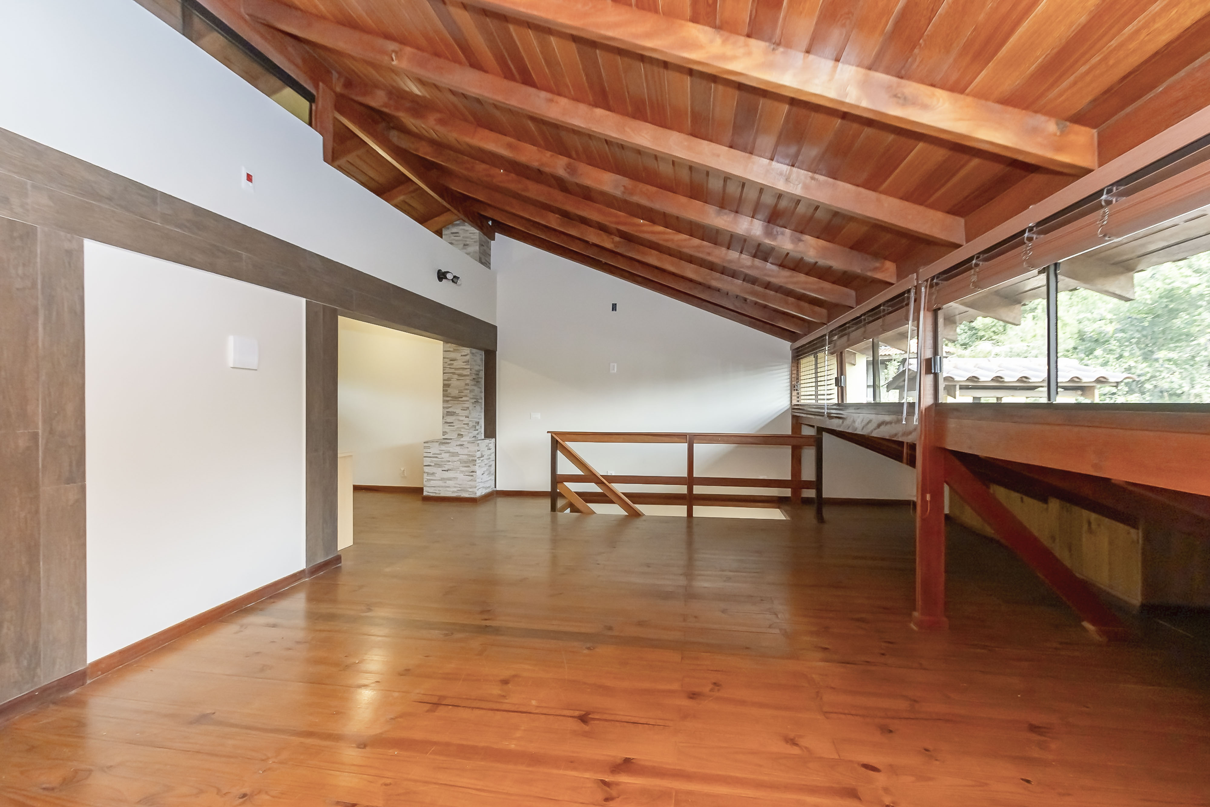 Imagem Casa de Condomínio com 3 Quartos à Venda, 278 m²em Vista Alegre - Curitiba Imagem Casa de Condomínio com 3 Quartos à Venda, 278 m²em Vista Alegre - Curitiba
