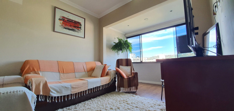 Imagem Apartamento com 2 Quartos à Venda, 71 m²em Teresópolis - Porto Alegre