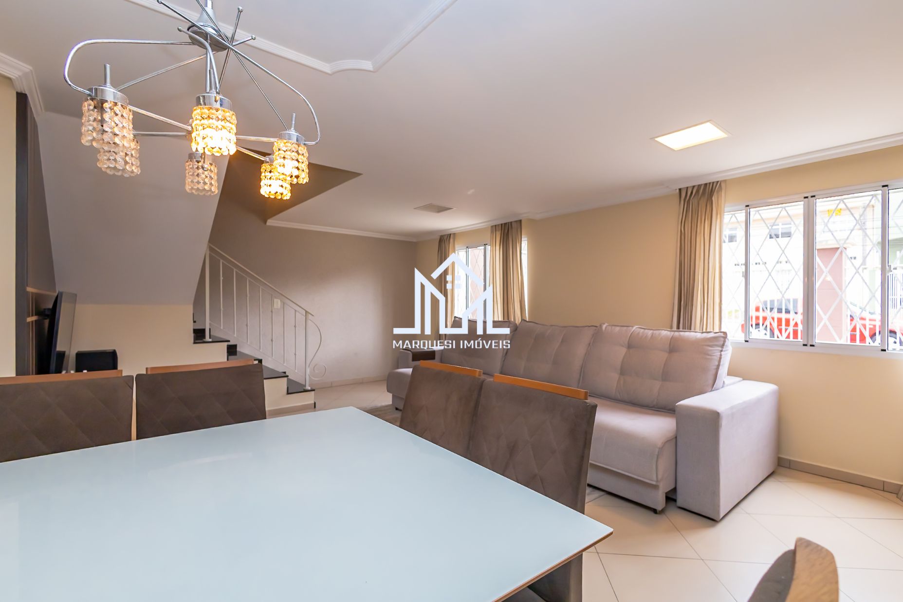 Imagem Sobrado com 3 Quartos à Venda, 172 m²em Santa Felicidade - Curitiba