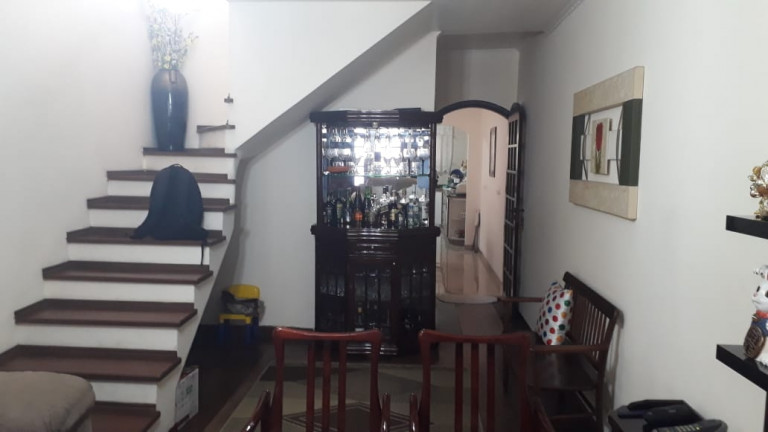 Imagem Sobrado com 3 Quartos à Venda, 130 m² em Jardim Piqueroby - São Paulo Imagem Sobrado com 3 Quartos à Venda, 130 m² em Jardim Piqueroby - São Paulo