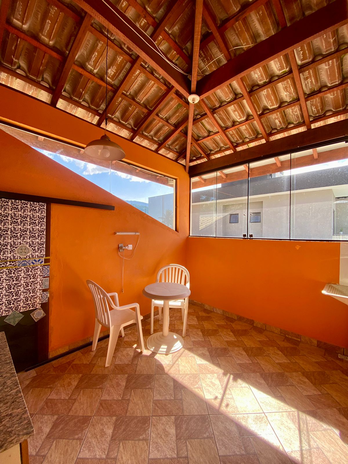Imagem Casa de Condomínio com 4 Quartos à Venda, 160 m²em Massaguaçu - Caraguatatuba