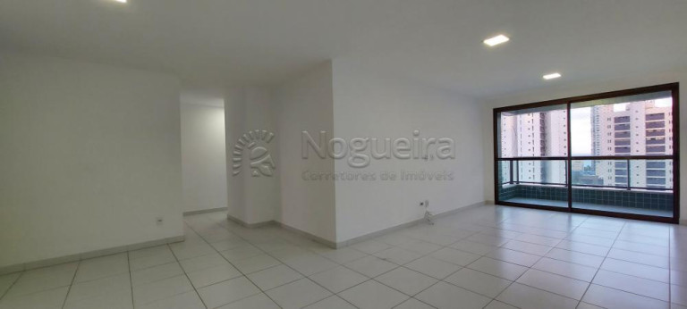 Apartamento com 4 Quartos à Venda, 137 m² em Boa Viagem - Recife