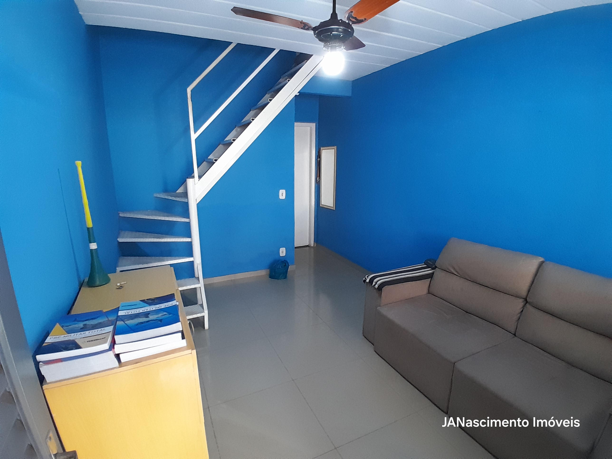 Imagem Casa de Condomínio com 2 Quartos à Venda, 54 m² em Bangu - Rio de Janeiro Imagem Casa de Condomínio com 2 Quartos à Venda, 54 m² em Bangu - Rio de Janeiro