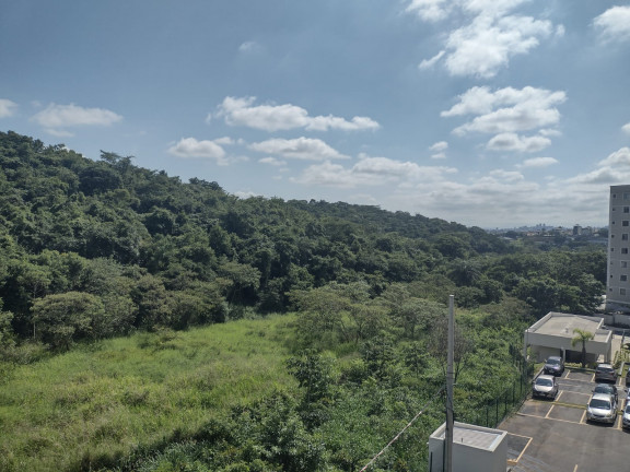 Imagem Apartamento com 2 Quartos à Venda, 47 m² em Cabral - Contagem