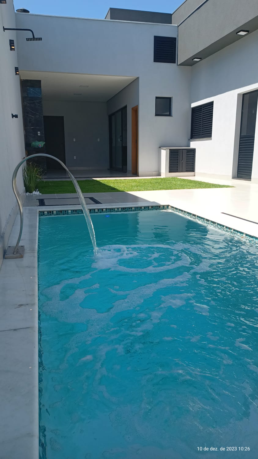 Imagem Casa com 3 Quartos à Venda, 170 m²em Aclimação - Uberlândia