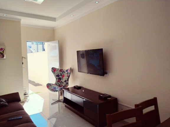 Imagem Casa com 3 Quartos à Venda, 120 m² em Residencial Algarve - Mogi Das Cruzes